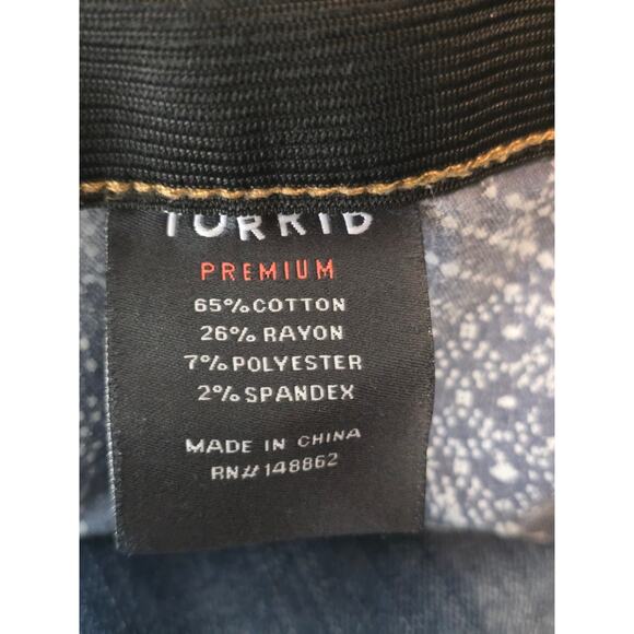 Torrid Sky-High Skinny Whiskering Comfortable Women's Jeans 18R - Picture 5 of 5